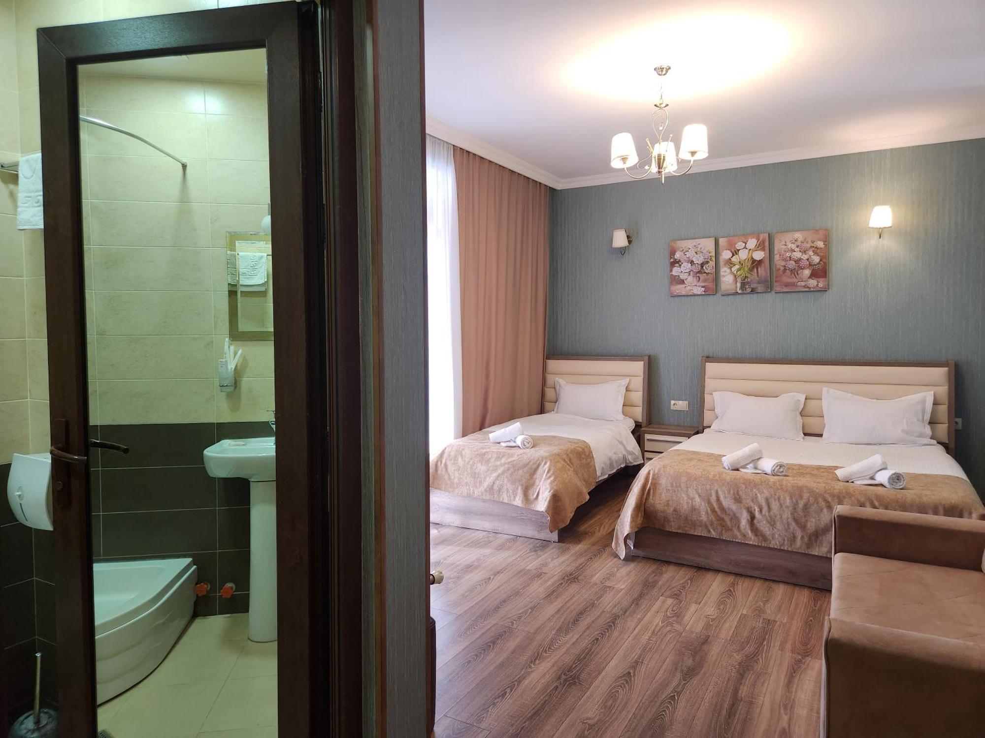 Snow King Hotel Bakuriani Ngoại thất bức ảnh