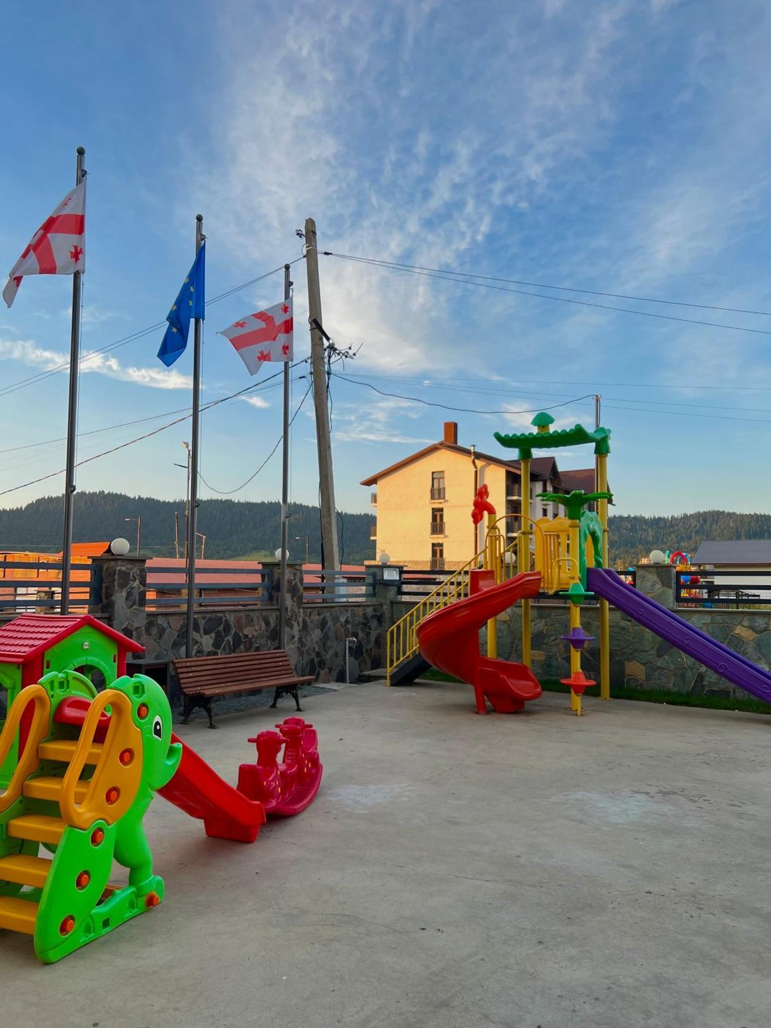 Snow King Hotel Bakuriani Ngoại thất bức ảnh