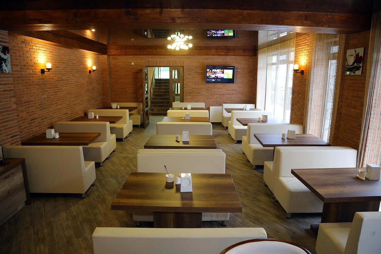 Snow King Hotel Bakuriani Ngoại thất bức ảnh